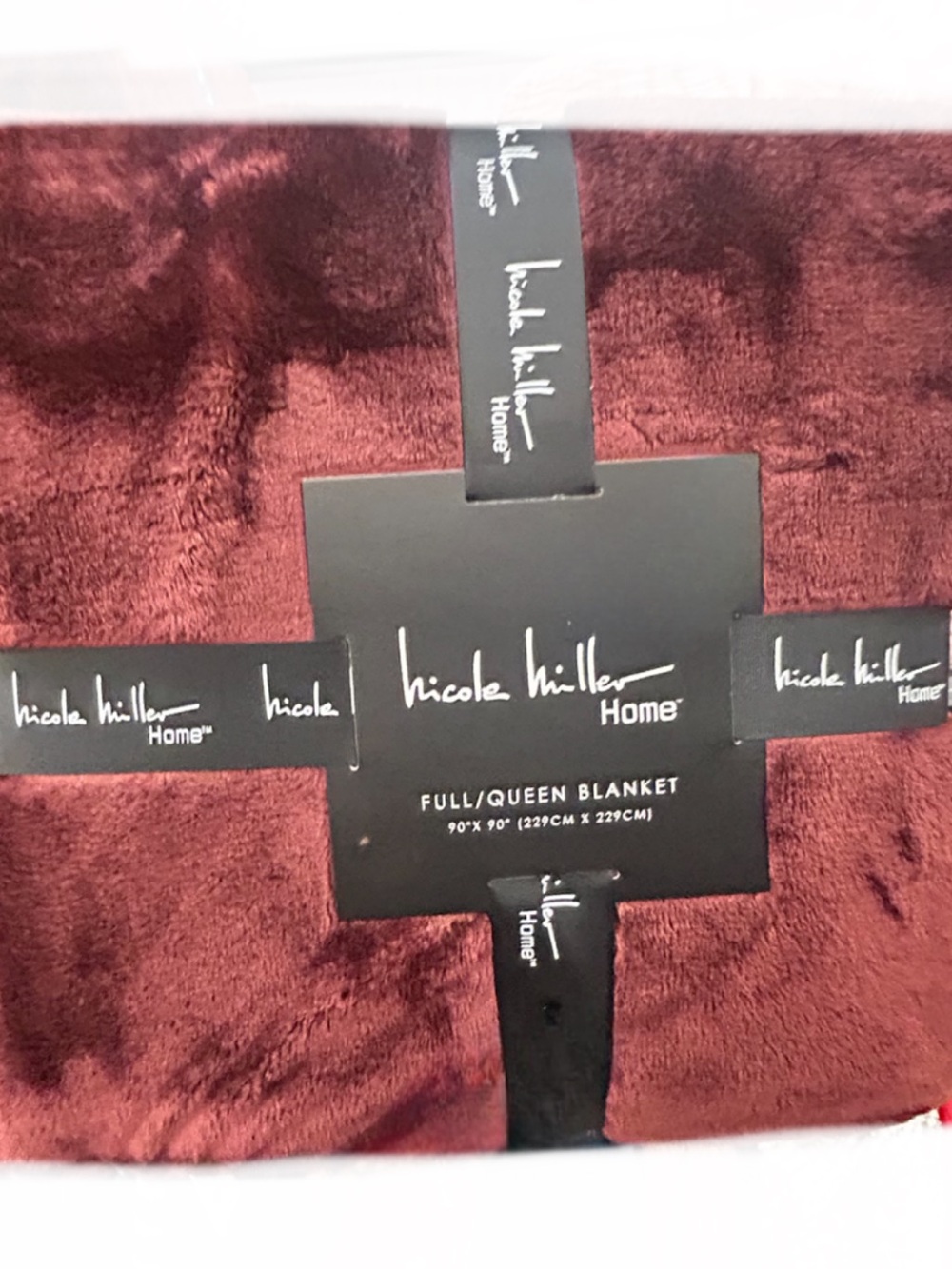 Nicole Miller Burgundy Full Queen Blanket 90”x90”